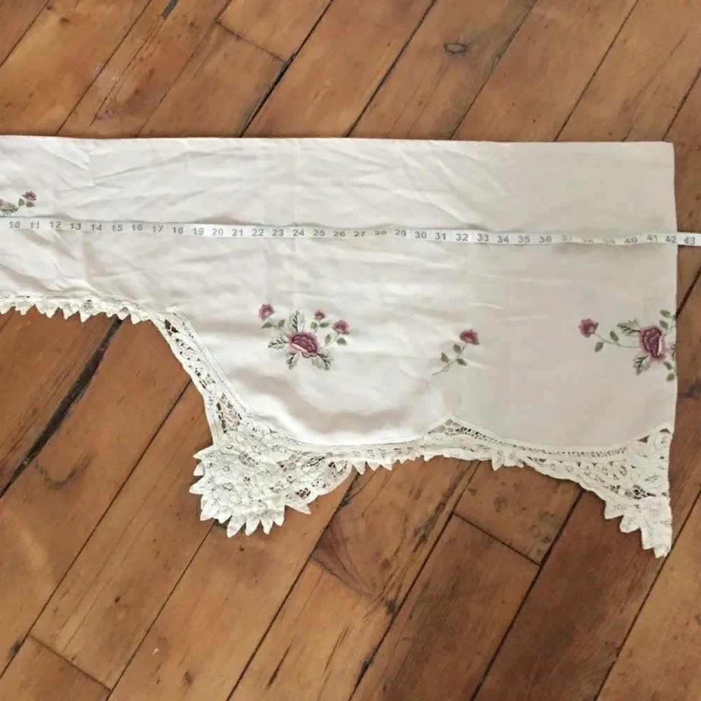 Curtain Valance Vintage White Cotton Floral  19x84